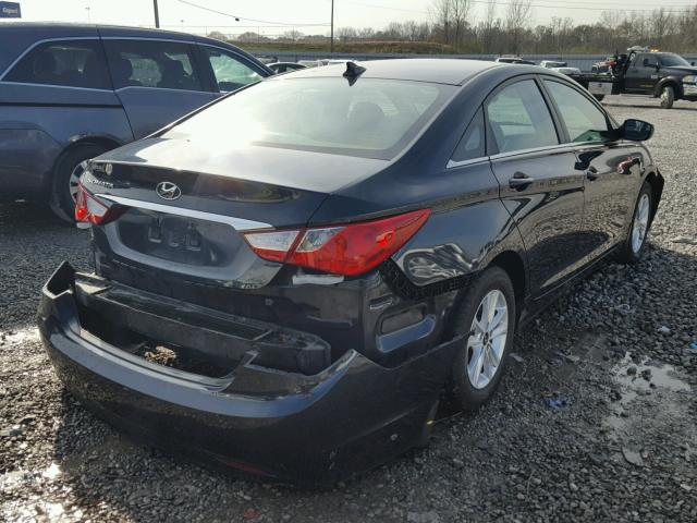 5NPEB4AC3DH690173 - 2013 HYUNDAI SONATA GLS BLACK photo 4