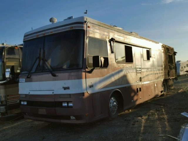 1RF120618S2011262 - 1995 ROADMASTER RAIL DYANASTER SILVER photo 2