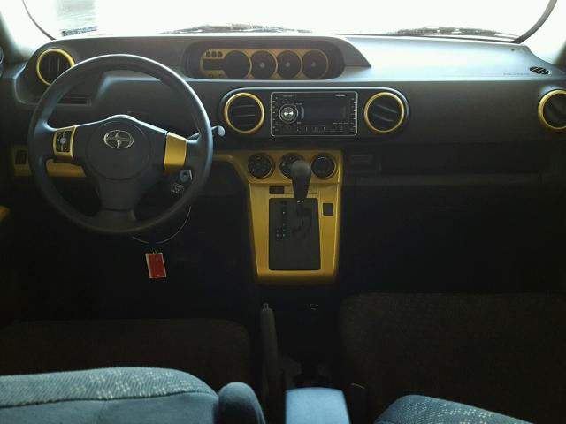 JTLKE50E181057790 - 2008 TOYOTA SCION XB GOLD photo 9