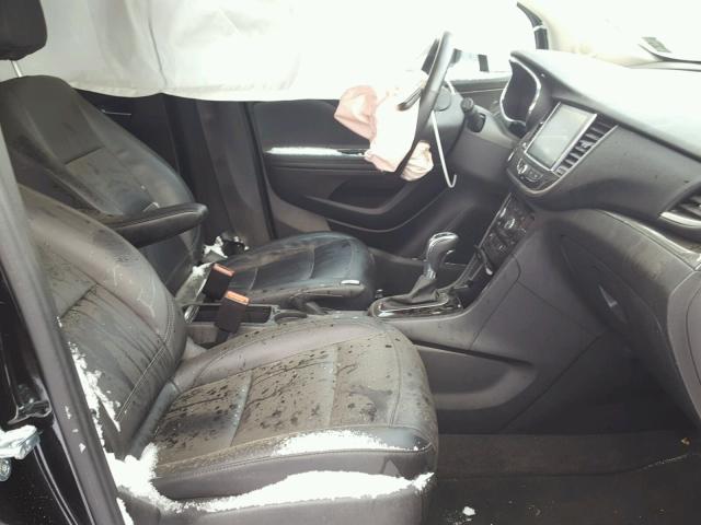 KL4CJCSB8HB042890 - 2017 BUICK ENCORE ESS BLACK photo 5