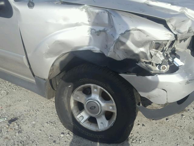 1FMZU77K24UB42811 - 2004 FORD EXPLORER S SILVER photo 9