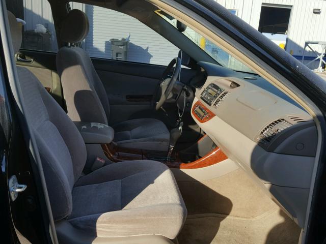 JTDBE32K530218112 - 2003 TOYOTA CAMRY LE 黑色 照片 5