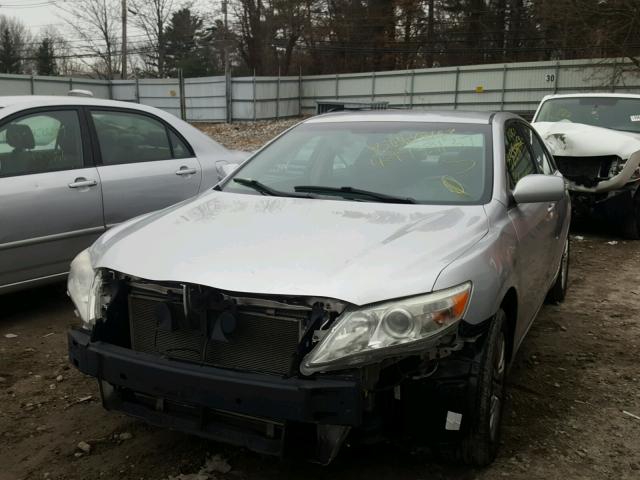 4T4BF3EK0BR162839 - 2011 TOYOTA CAMRY BASE SILVER photo 2
