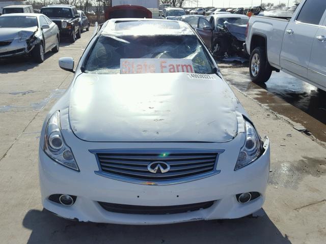 JN1CV6AP5CM932949 - 2012 INFINITI G37 BASE WHITE photo 9