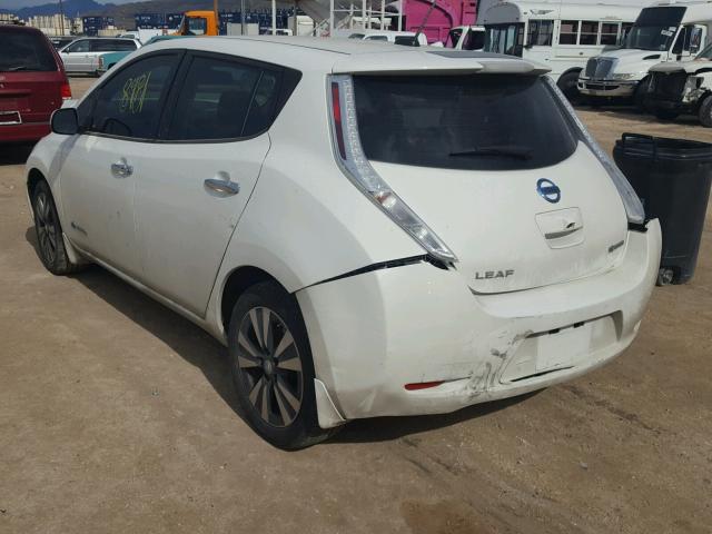 1N4BZ0CP6GC300860 - 2016 NISSAN LEAF SV WHITE photo 3