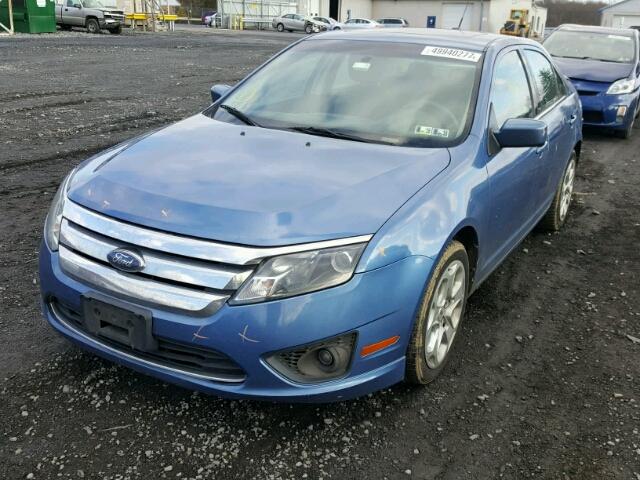 3FAHP0HA6AR266917 - 2010 FORD FUSION SE BLUE photo 2