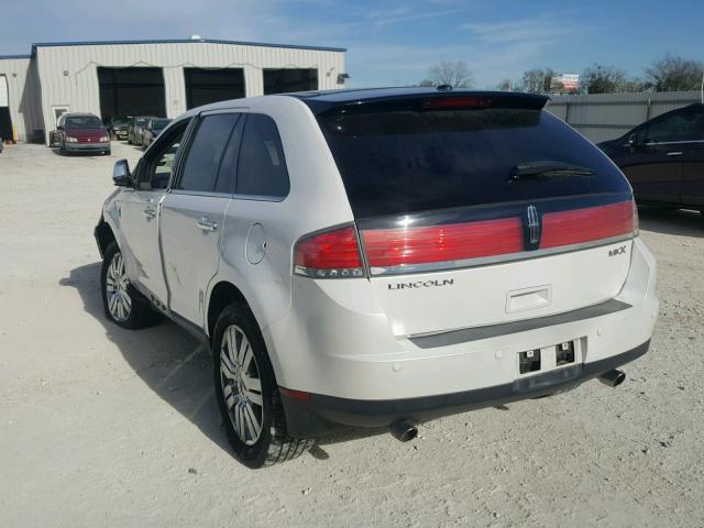 2LMDU68C09BJ03616 - 2009 LINCOLN MKX WHITE photo 3