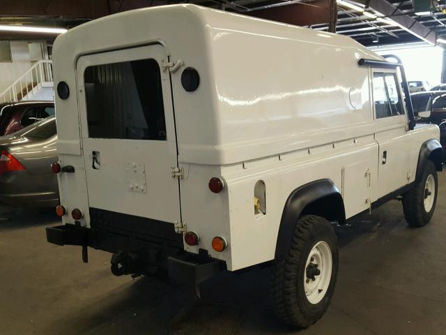 SALLDHAC7BA254703 - 1986 LAND ROVER DEFENDER WHITE photo 4