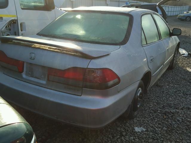 1HGCF86602A139257 - 2002 HONDA ACCORD VAL SILVER photo 4