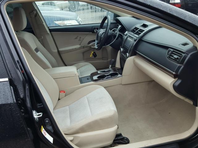 4T4BF1FK4CR205695 - 2012 TOYOTA CAMRY BASE BLACK photo 5
