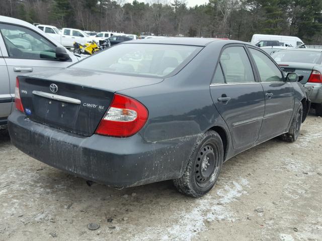 4T1BE30K32U640353 - 2002 TOYOTA CAMRY LE GREEN photo 4