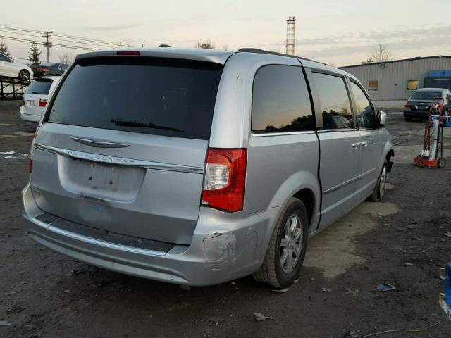 2A4RR5DG1BR734568 - 2011 CHRYSLER TOWN & COU SILVER photo 4