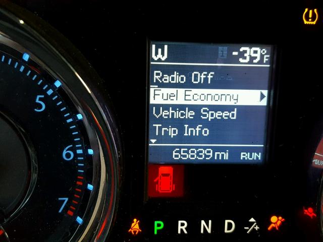 2A4RR5DG1BR734568 - 2011 CHRYSLER TOWN & COU SILVER photo 8