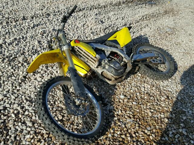 JS1RL42C9F2101333 - 2015 SUZUKI RM-Z450 YELLOW photo 2