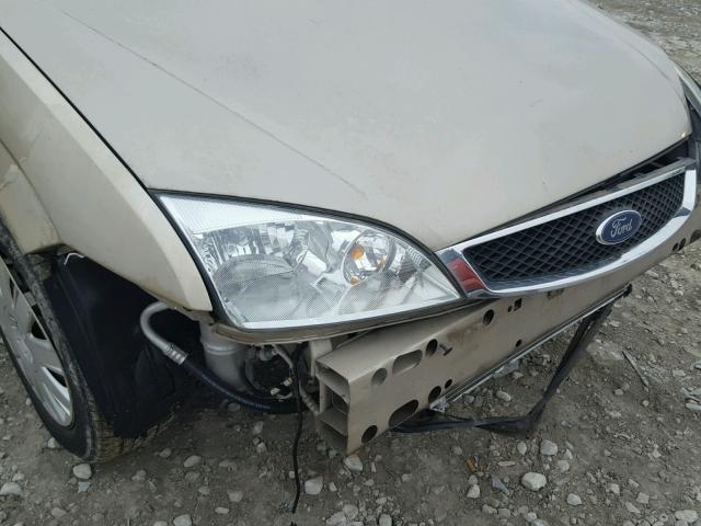 1FAFP34N36W154131 - 2006 FORD FOCUS ZX4 GOLD photo 9