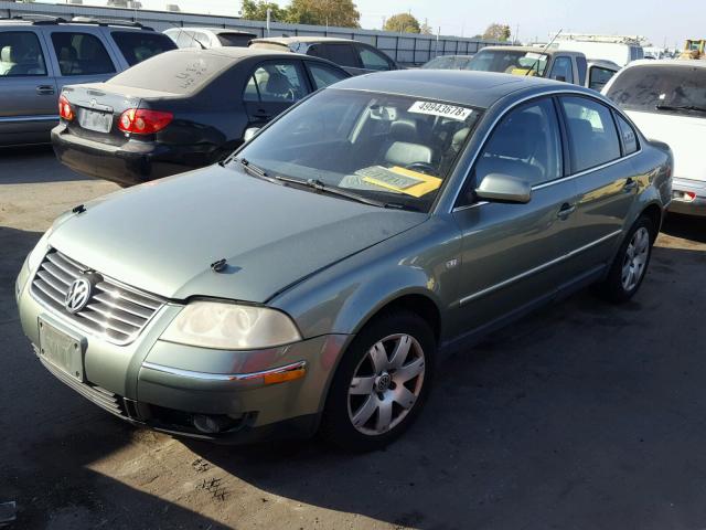 WVWRH63B13P112706 - 2003 VOLKSWAGEN PASSAT GLX GREEN photo 2