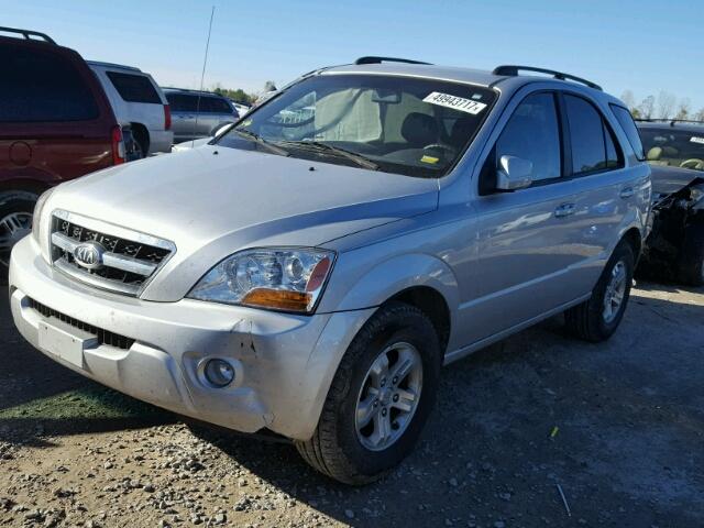 KNDJC736195897415 - 2009 KIA SORENTO LX SILVER photo 2