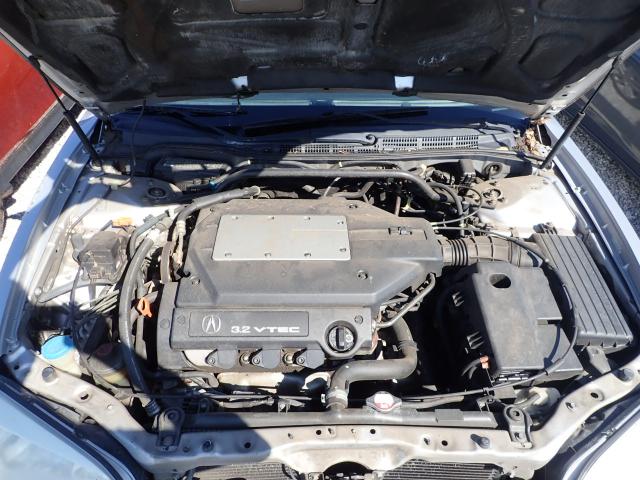 19UYA42461A020743 - 2001 ACURA 3.2CL SILVER photo 7