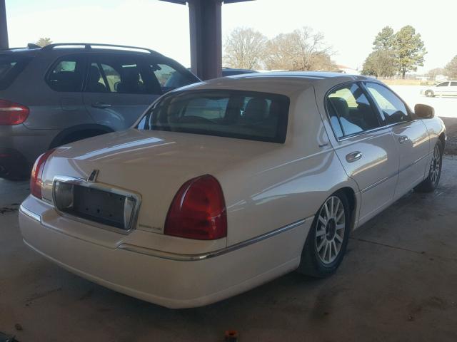 1LNHM81V36Y633047 - 2006 LINCOLN TOWN CAR S WHITE photo 4