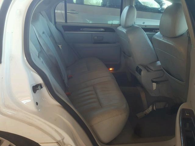 1LNHM81V36Y633047 - 2006 LINCOLN TOWN CAR S WHITE photo 6