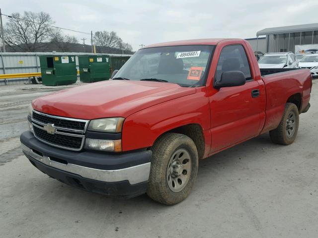 1GCEC14X96Z156858 - 2006 CHEVROLET SILVERADO RED photo 2