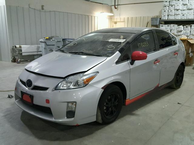 JTDKN3DU5A0227470 - 2010 TOYOTA PRIUS TWO TONE photo 2