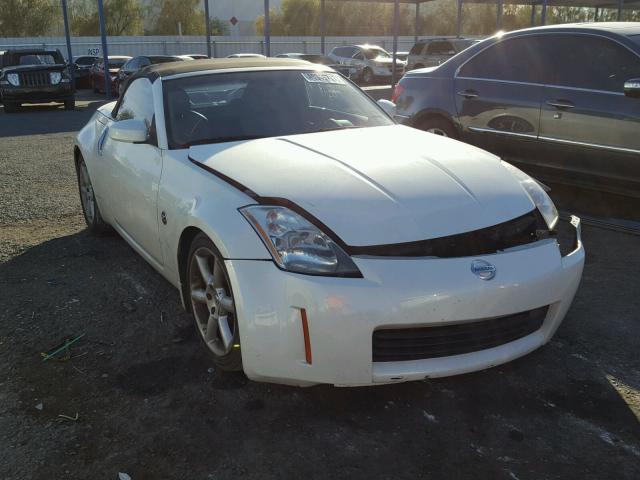 JN1AZ36A25M759070 - 2005 NISSAN 350Z ROADS WHITE photo 1