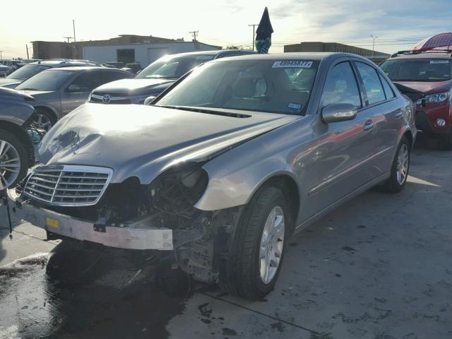 WDBUF56J56A773982 - 2006 MERCEDES-BENZ E 350 SILVER photo 2