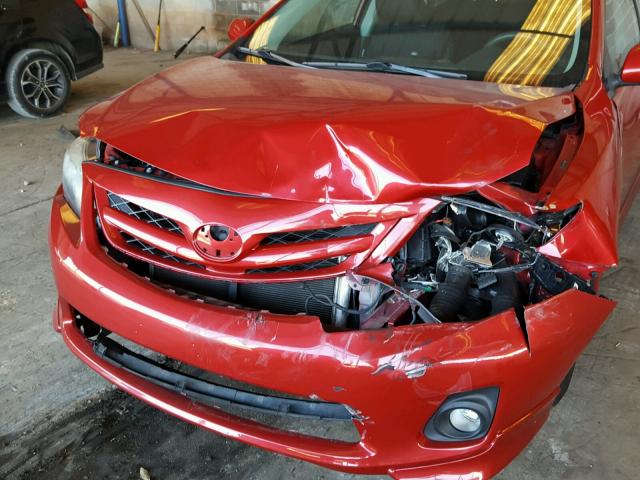 2T1BU4EE0BC652344 - 2011 TOYOTA COROLLA BA RED photo 9