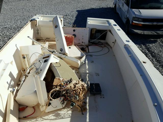 SXCRA461F900 - 2000 SEAC BOAT WHITE photo 8