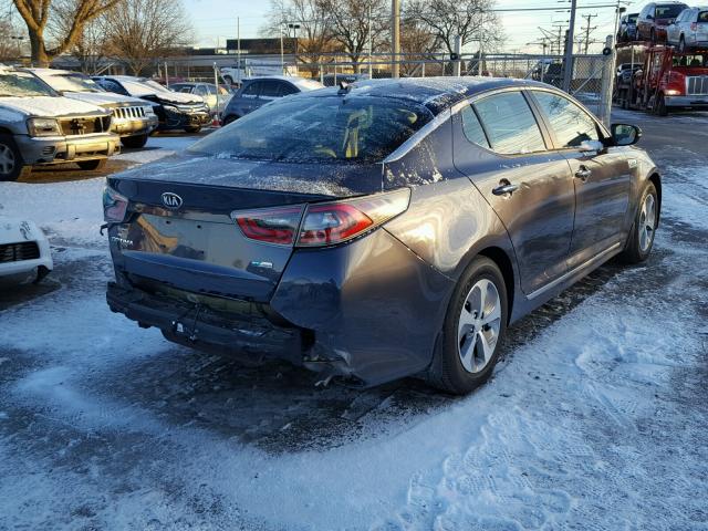 KNAGM4AD8F5082290 - 2015 KIA OPTIMA HYB GRAY photo 4