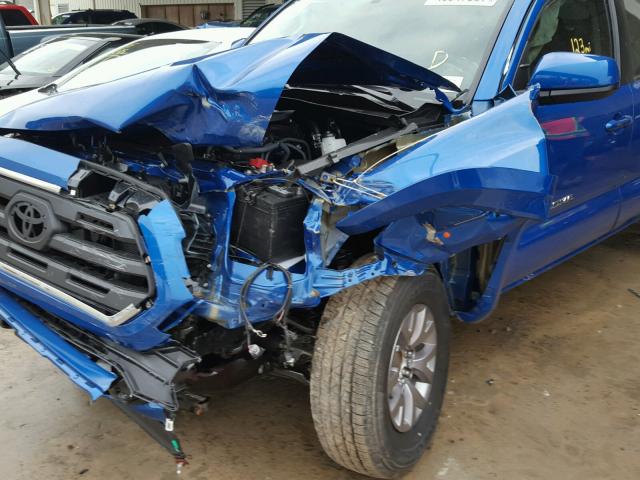 3TMAZ5CN6HM051252 - 2017 TOYOTA TACOMA DOU BLUE photo 9