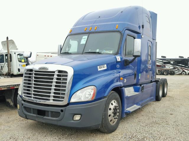 1FUJGLDR2DSBS1354 - 2013 FREIGHTLINER CASCADIA 1 BLUE photo 2