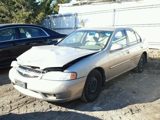 1N4DL01D0YC247187 - 2000 NISSAN ALTIMA XE GOLD photo 2