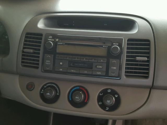 4T1BE32KX2U539551 - 2002 TOYOTA CAMRY LE 灰色 照片 9