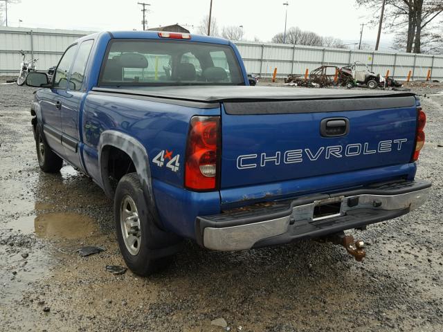 2GCEK19VX41140975 - 2004 CHEVROLET SILVERADO BLUE photo 3