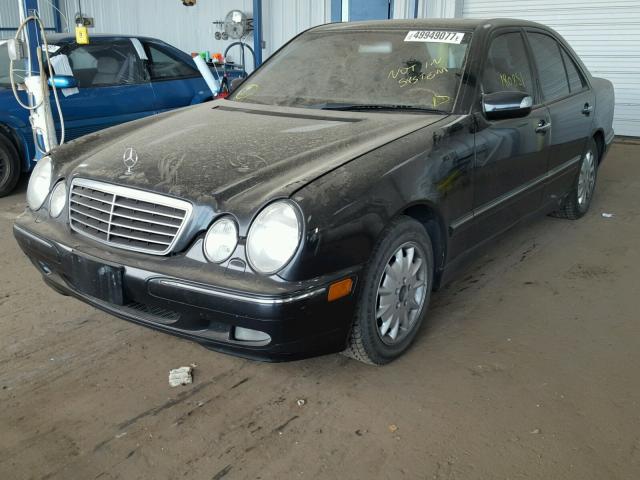 WDBJF65J11B201482 - 2001 MERCEDES-BENZ E 320 BLACK photo 2