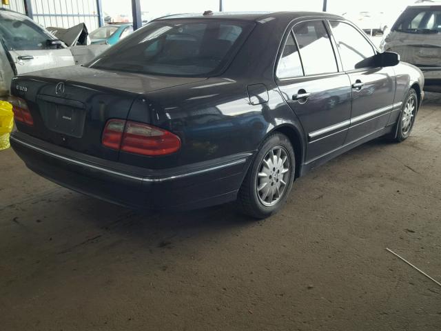 WDBJF65J11B201482 - 2001 MERCEDES-BENZ E 320 BLACK photo 4