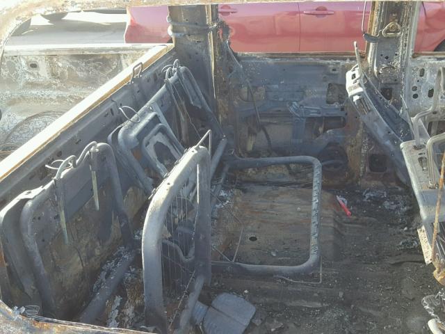 2GCEC13J681213851 - 2008 CHEVROLET SILVERADO BURN photo 6