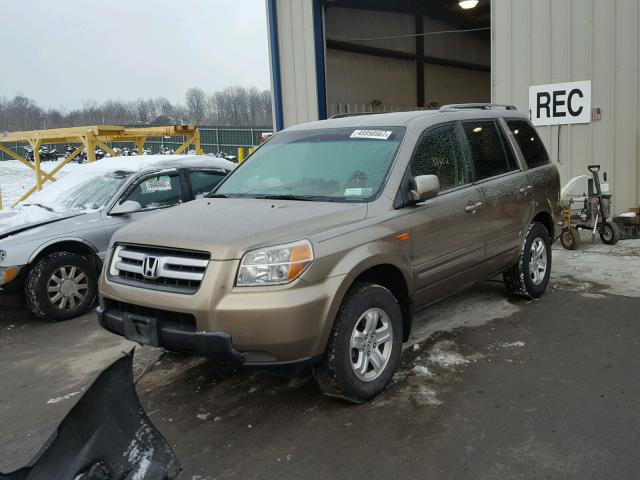 5FNYF18208B006519 - 2008 HONDA PILOT VP BROWN photo 2