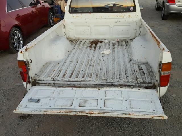 JT4RN81A5S5207486 - 1995 TOYOTA PICKUP 1/2 WHITE photo 6