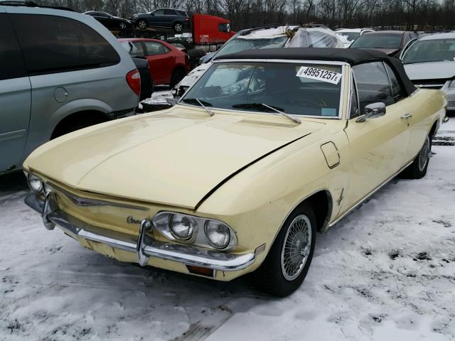 105678W104446 - 1968 CHEVROLET CORVAIR YELLOW photo 2