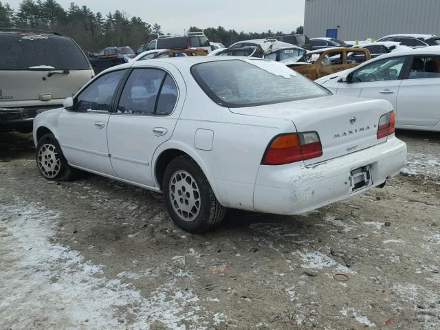 JN1CA21D9ST035132 - 1995 NISSAN MAXIMA GLE WHITE photo 3