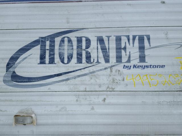 4YDT30B2627304735 - 2002 KEYSTONE HORNET WHITE photo 9