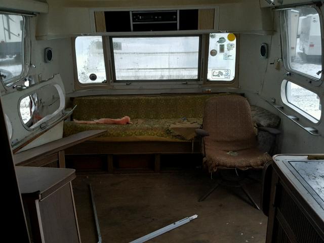 131T3J3289 - 1973 AIRS LAND YACHT SILVER photo 5