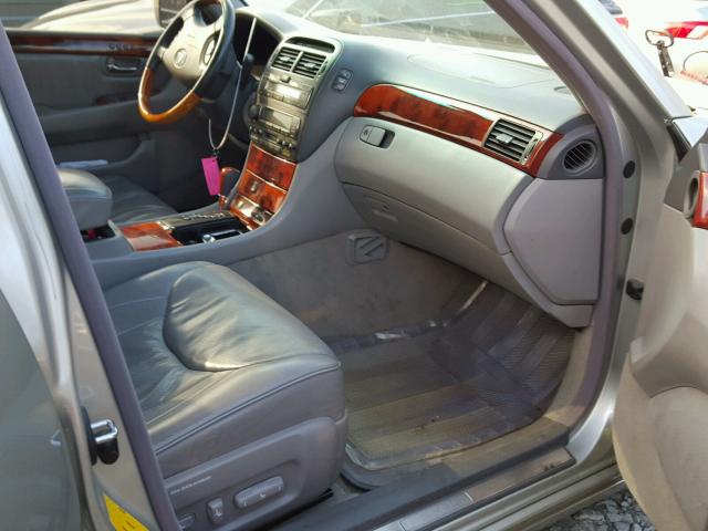 JTHBN30F530120511 - 2003 LEXUS LS 430 SILVER photo 5