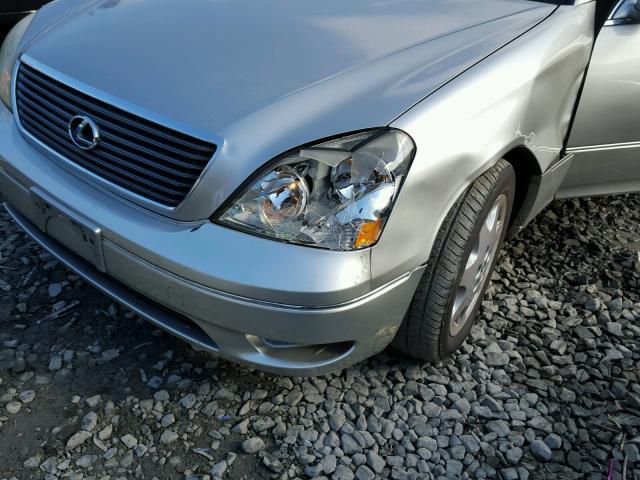 JTHBN30F530120511 - 2003 LEXUS LS 430 SILVER photo 9