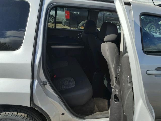 3GNBAAFW5BS572689 - 2011 CHEVROLET HHR LS Plata foto 6