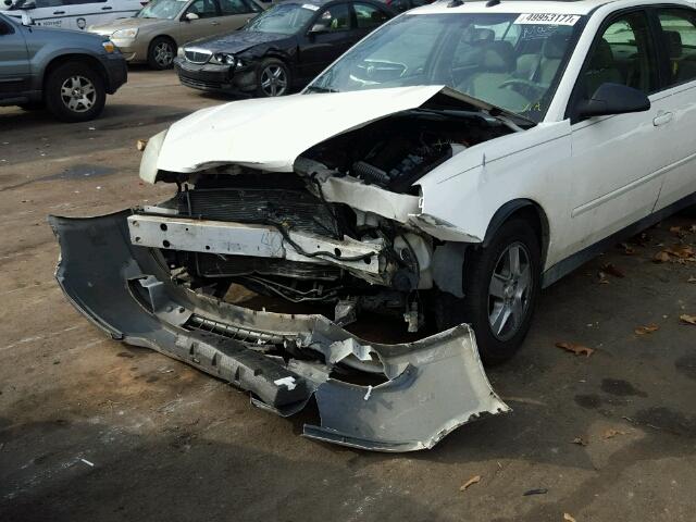 1G1ZT54874F186367 - 2004 CHEVROLET MALIBU LS WHITE photo 9