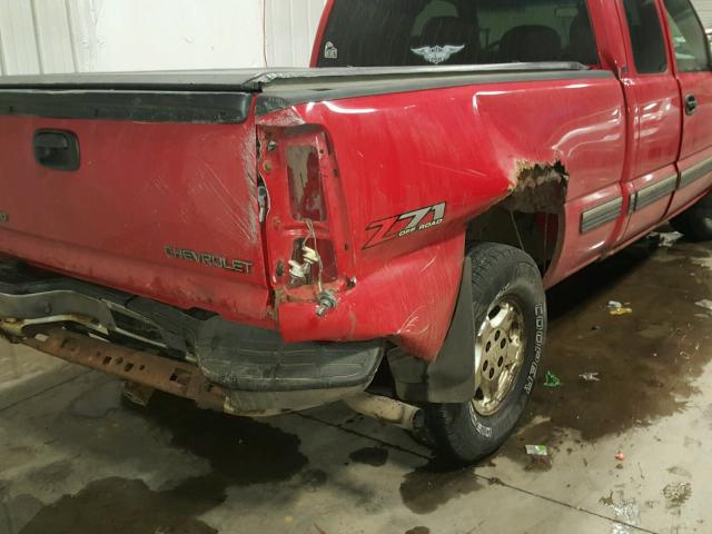 2GCEK19TX21304771 - 2002 CHEVROLET SILVERADO RED photo 9